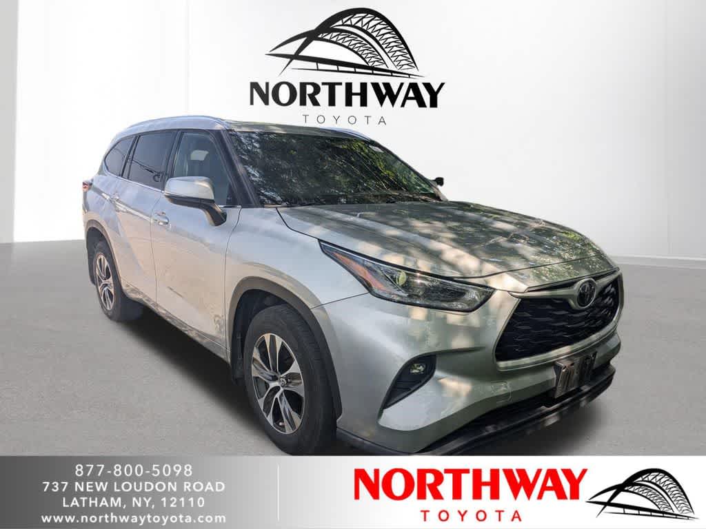 2021 Toyota Highlander SUV 