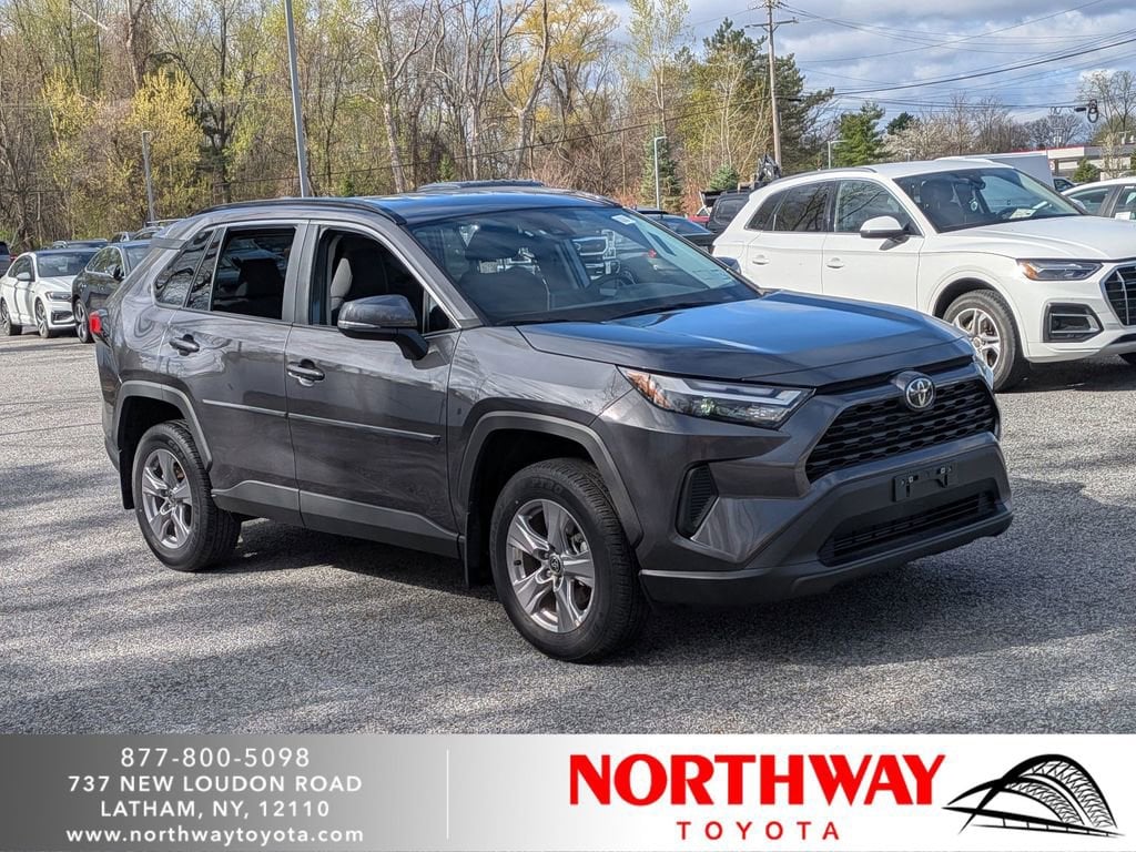 2025 Toyota RAV4 SUV 