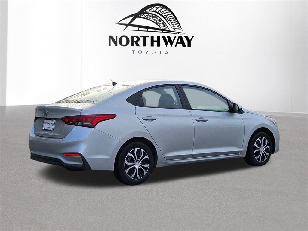 2019 Hyundai Accent SE photo 4