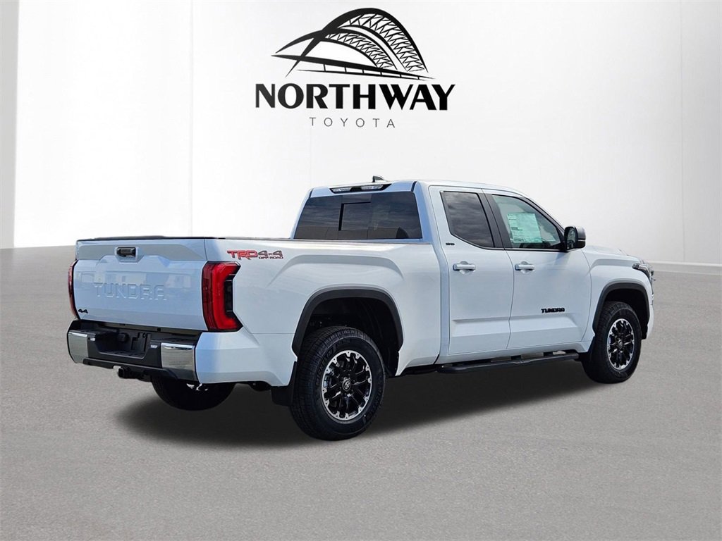 2026 Toyota Tundra SR5 Double Cab photo 4
