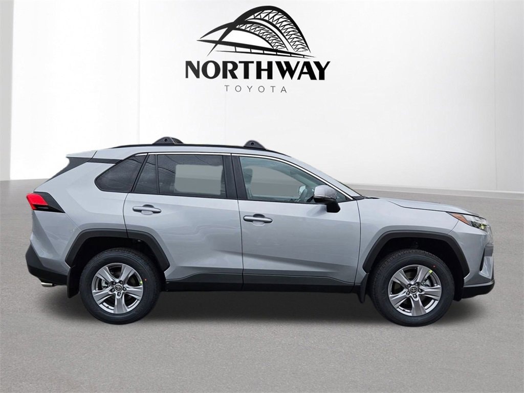 New 2025 Toyota RAV4 XLE XLE AWD SUV