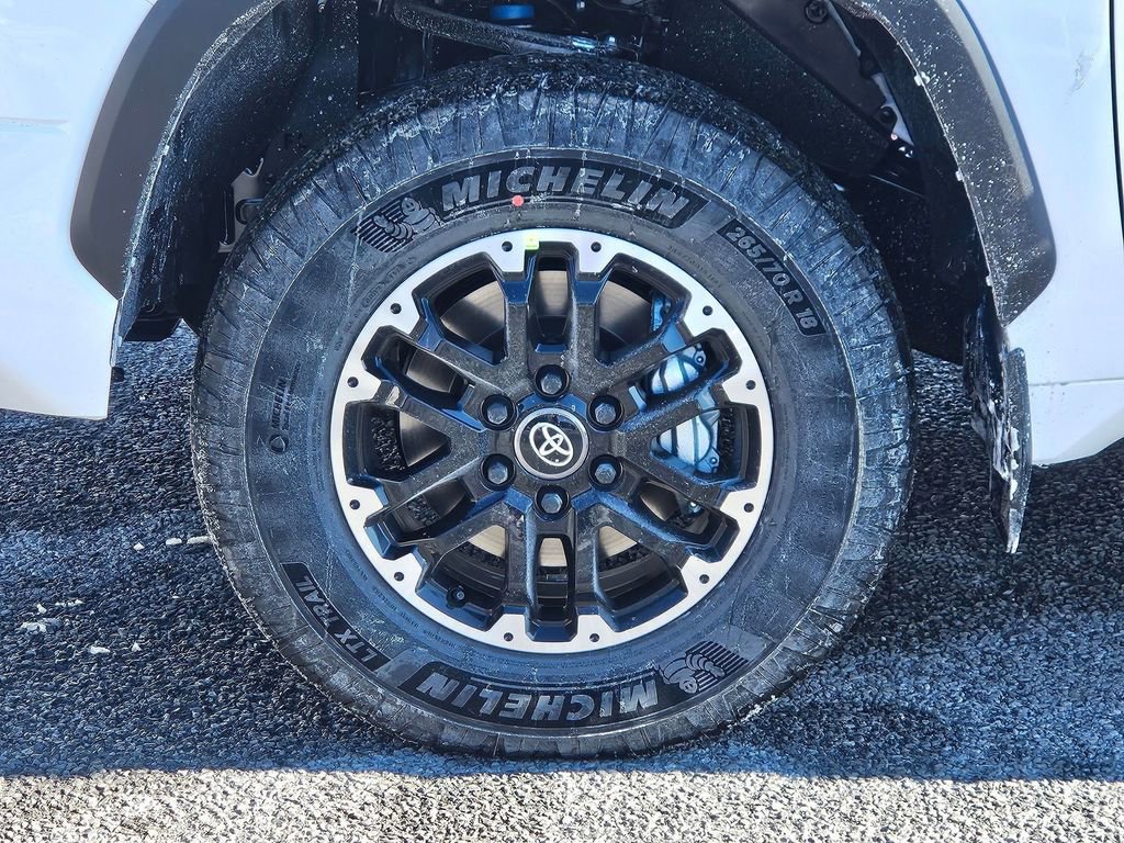 2026 Toyota Tundra SR5 - Photo 25