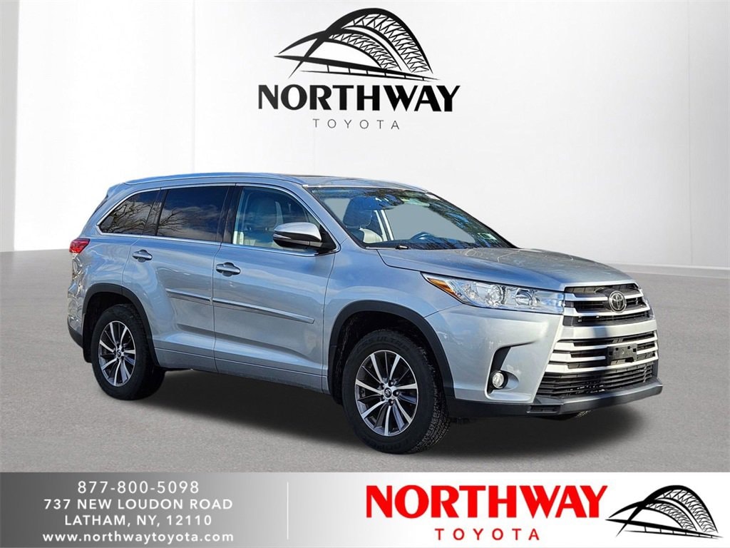 2018 Toyota Highlander SUV 