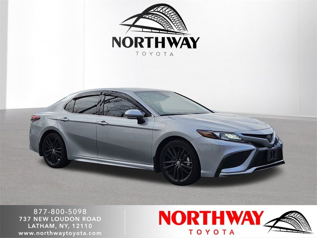 2024 Toyota Camry Sedan 