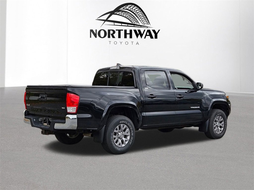 2016 Toyota Tacoma SR5 photo 4