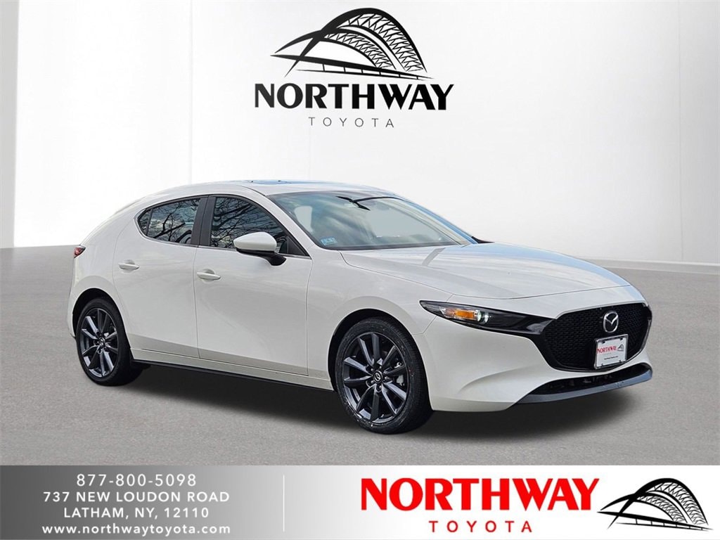 2024 Mazda Mazda3 Preferred's photo