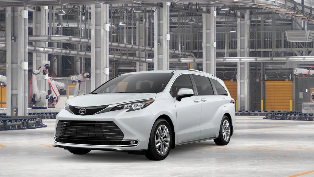 2026 Toyota Sienna 7 PASSENGER 