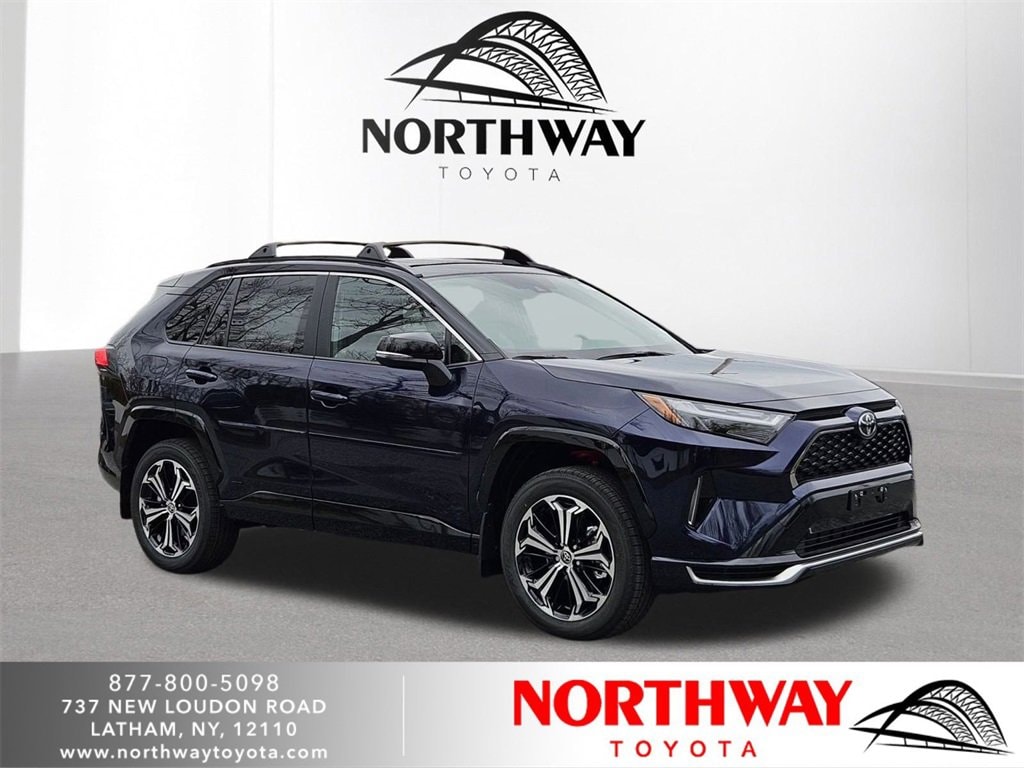 2025 Toyota RAV4 XSE's photo