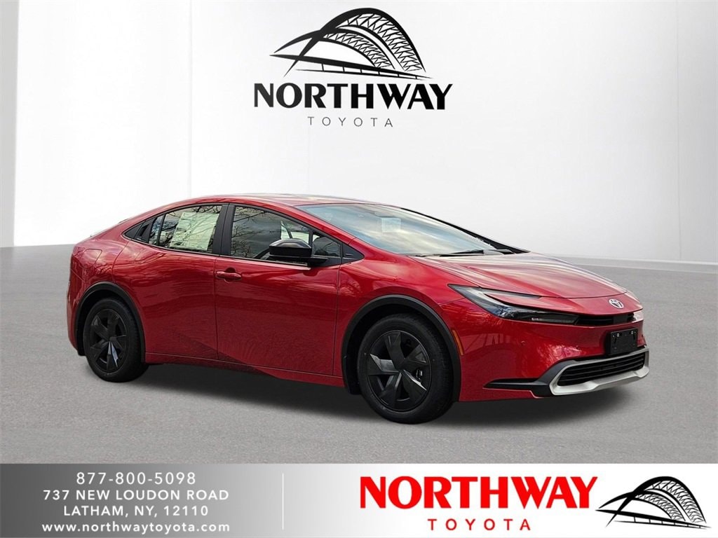 2026 Toyota Prius SE's photo