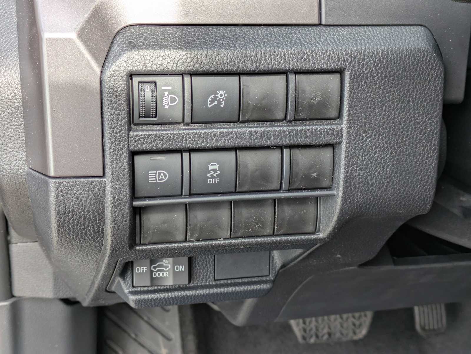 2026 Toyota Tacoma SR5 - Photo 14