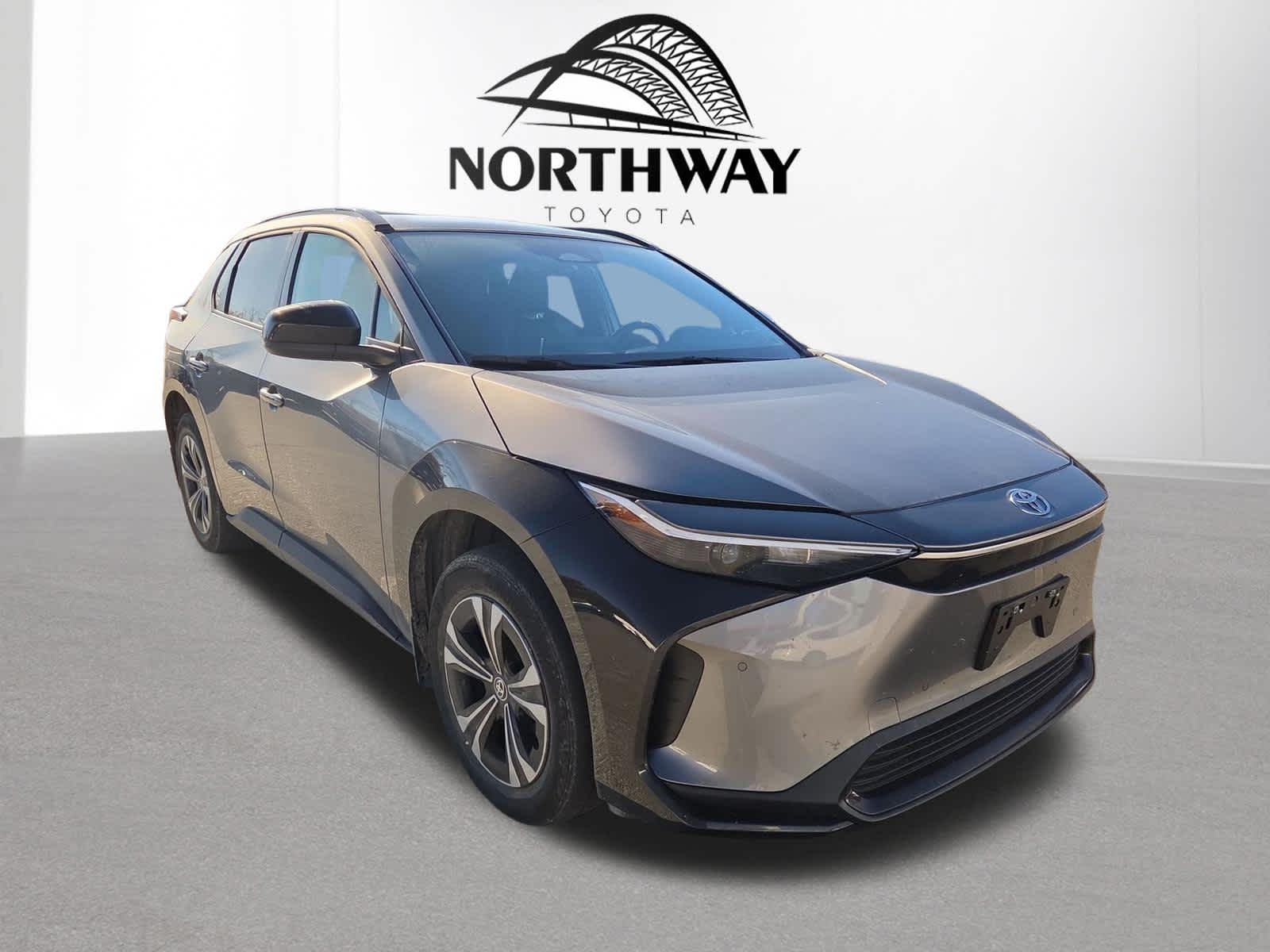 Used 2025 Toyota bZ4X XLE with VIN JTMABACA4SA092588 for sale in Latham, NY