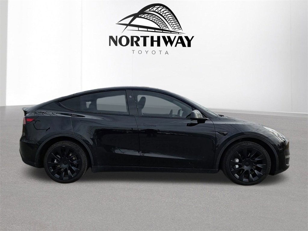 2023 Tesla Model Y Long Range photo 3