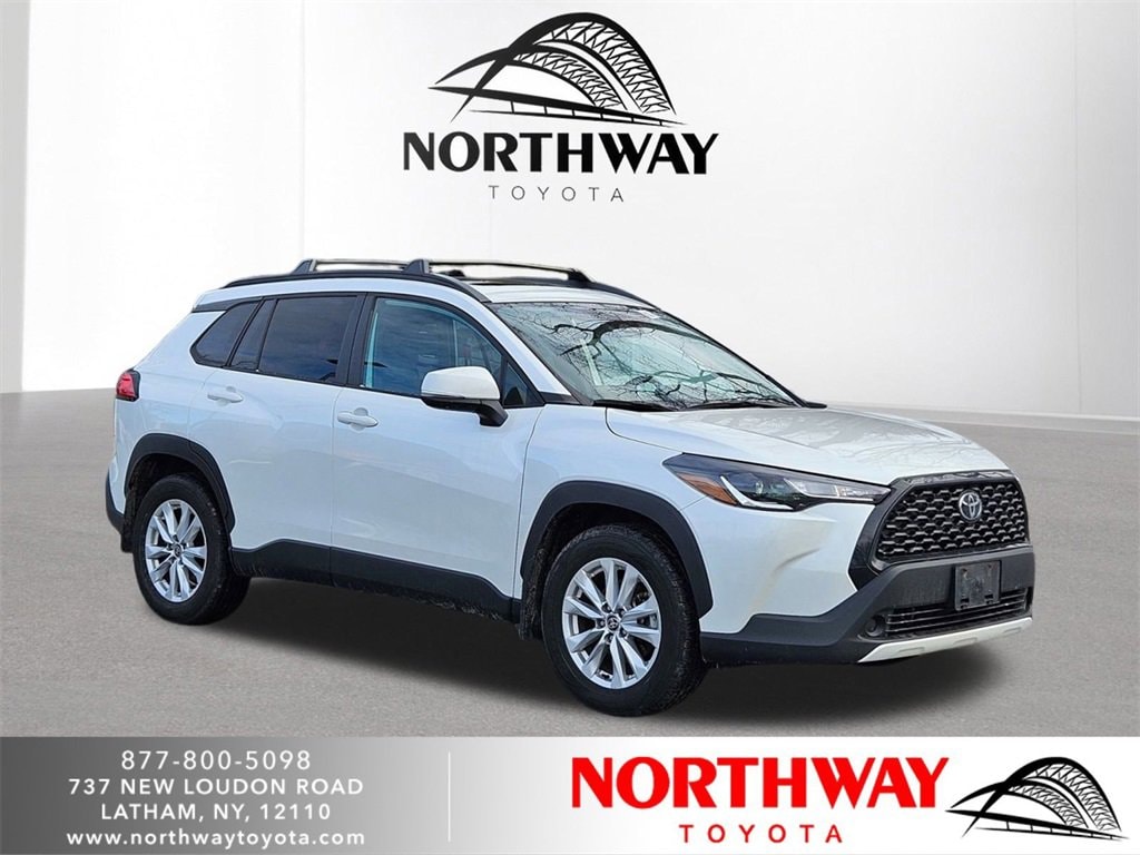 2023 Toyota Corolla Cross LE