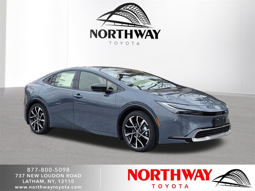 2026 Toyota Prius XSE's photo