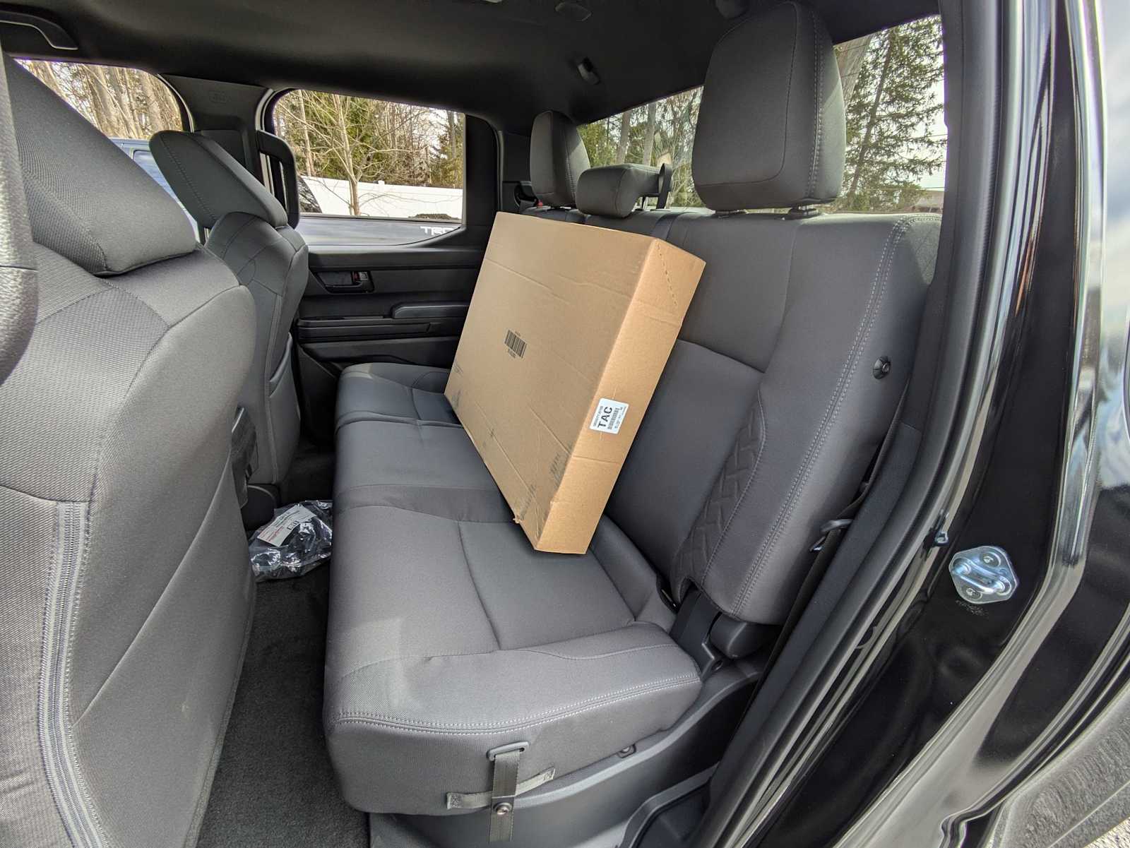 2026 Toyota Tacoma SR5 - Photo 17