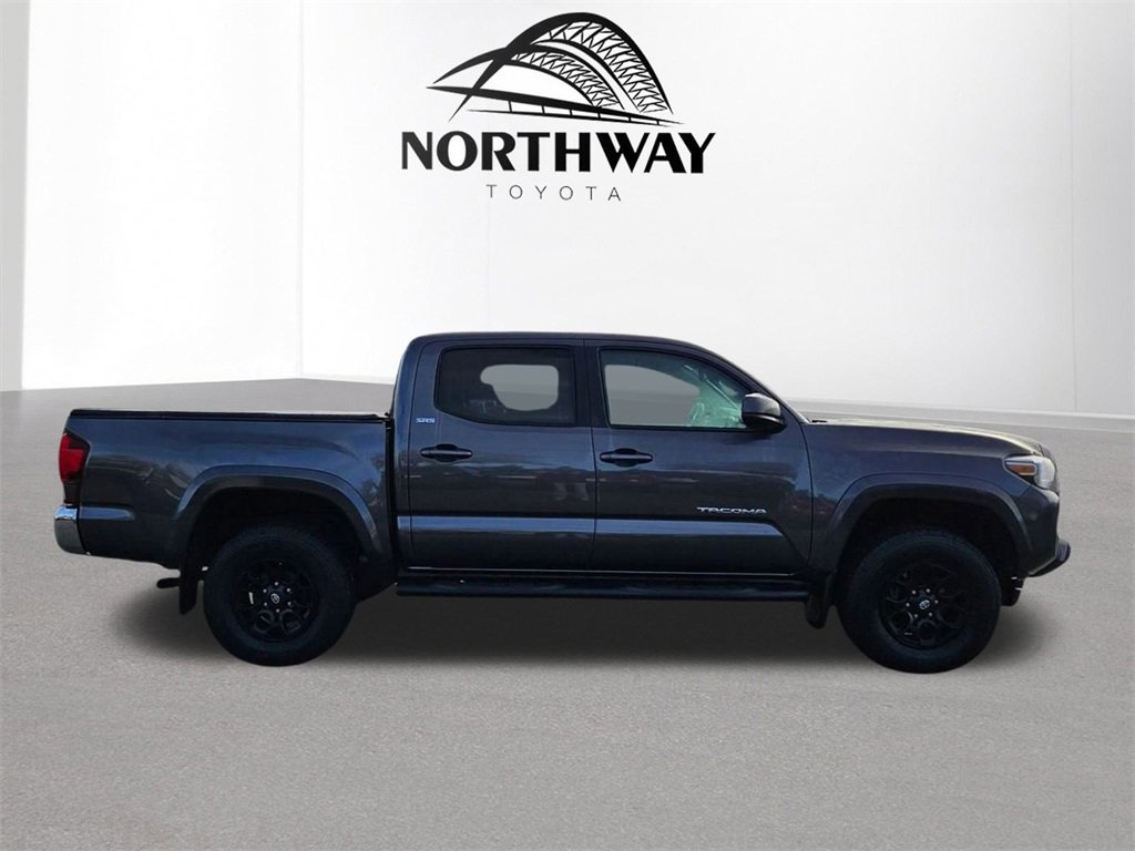 2021 Toyota Tacoma SR5 photo 2