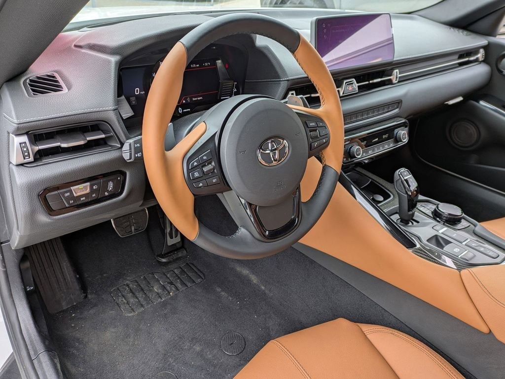 2026 Toyota Supra Premium - Photo 10