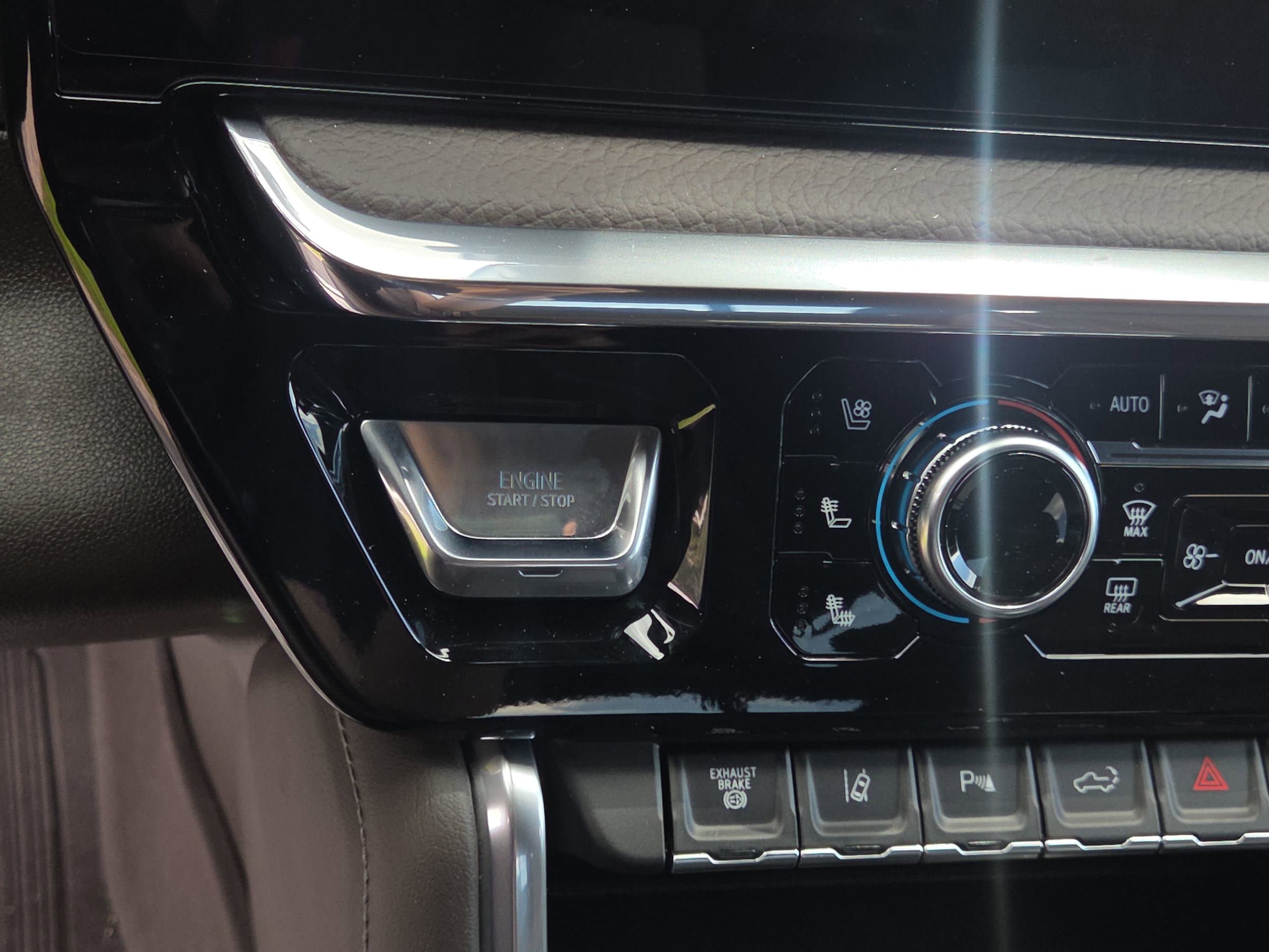 2025 GMC Sierra 2500HD Denali - Photo 23