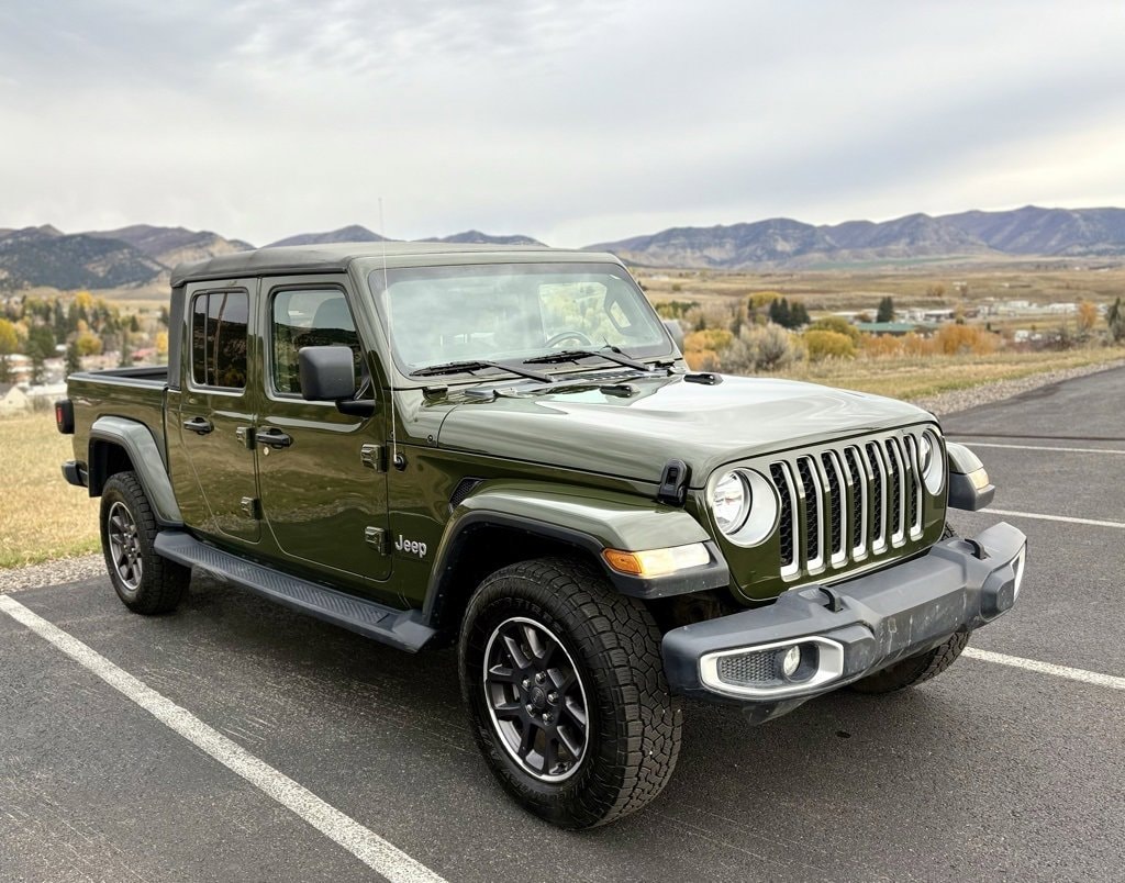 Used 2021 Jeep Gladiator Overland with VIN 1C6HJTFG9ML621612 for sale in Meeker, CO