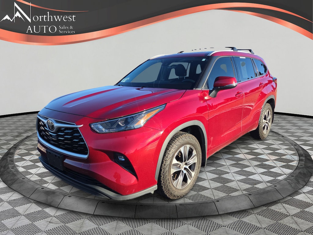 Used 2022 Toyota Highlander XLE