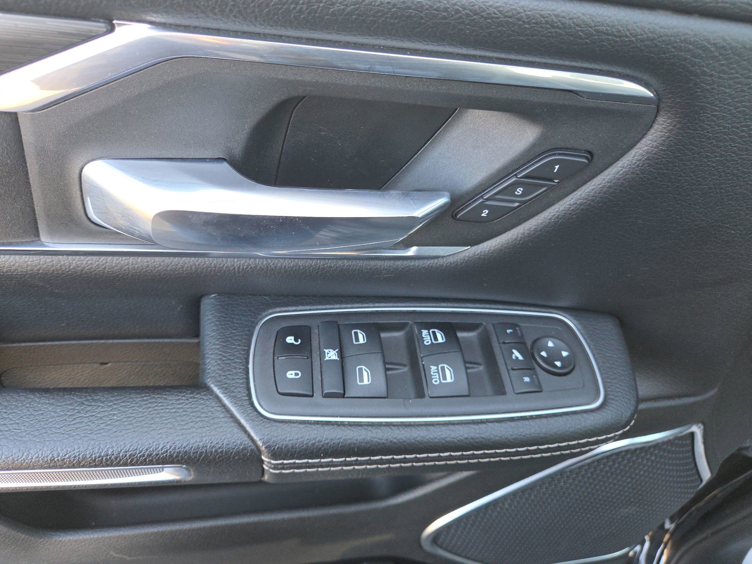 2024 RAM Ram 1500 Pickup Laramie - Photo 23