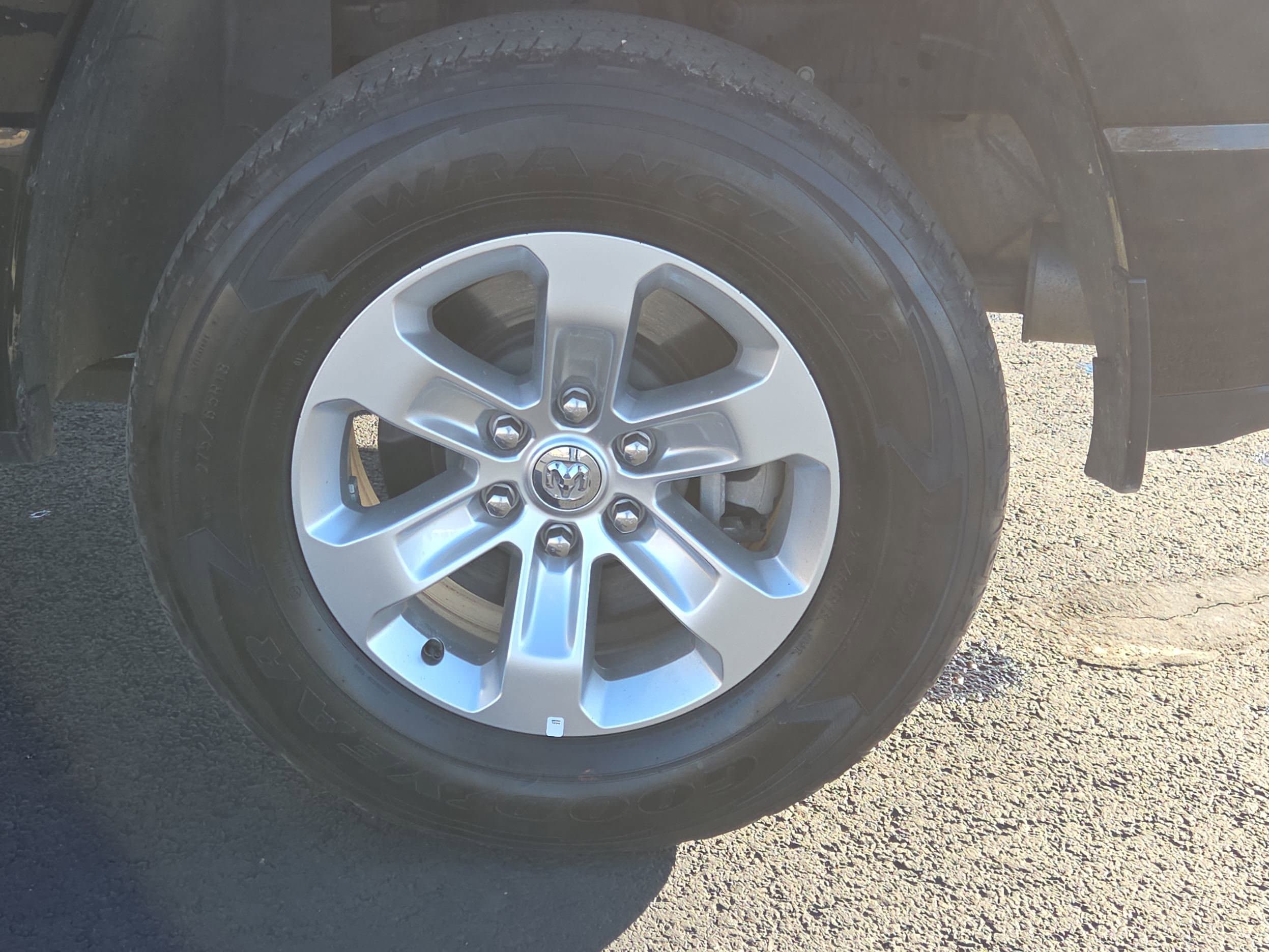 2024 RAM Ram 1500 Pickup Laramie - Photo 18