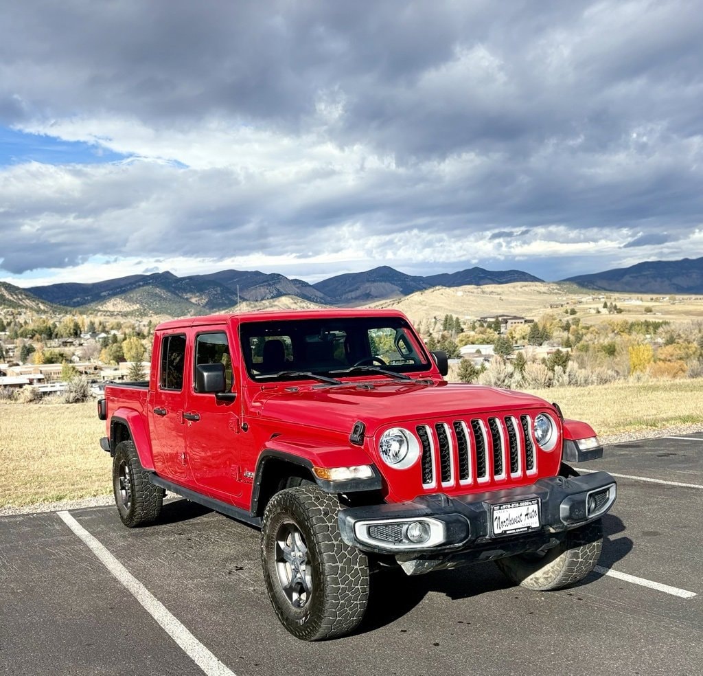 Used 2021 Jeep Gladiator Overland with VIN 1C6JJTFM6ML610879 for sale in Meeker, CO