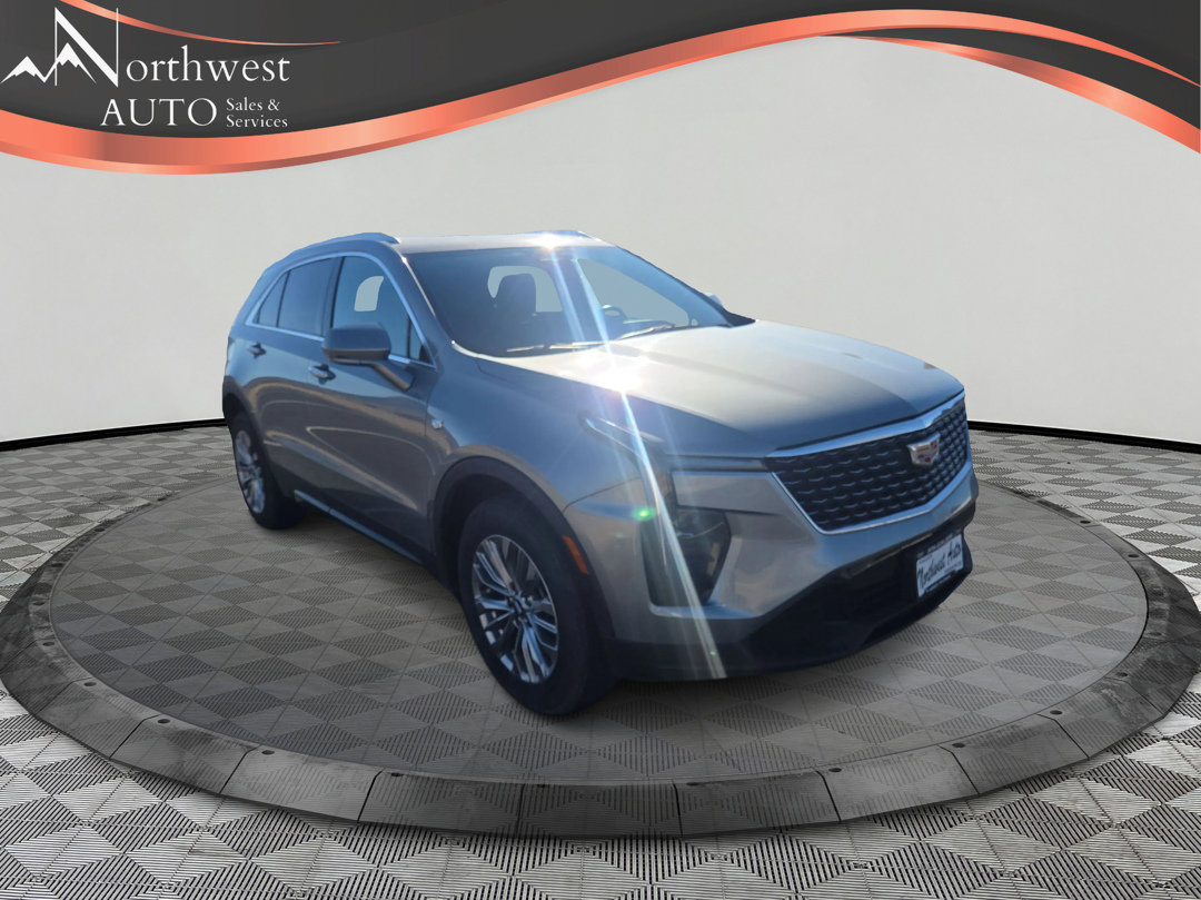 2024 Cadillac XT4 Premium Luxury - Photo 3