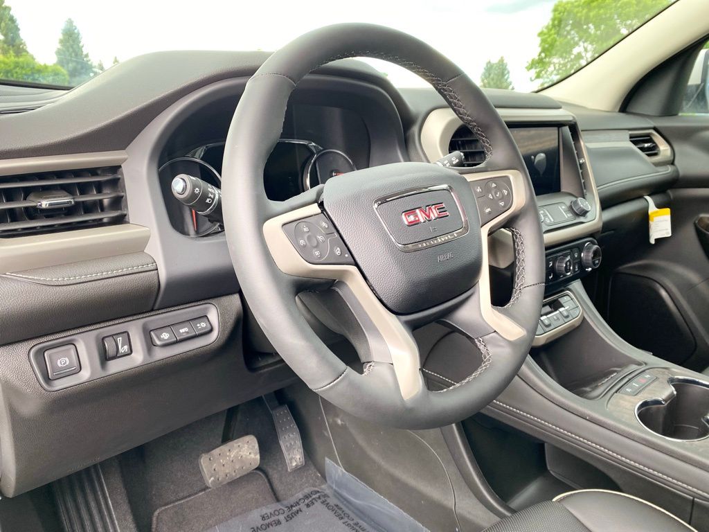 2023 GMC Acadia Denali - Photo 56