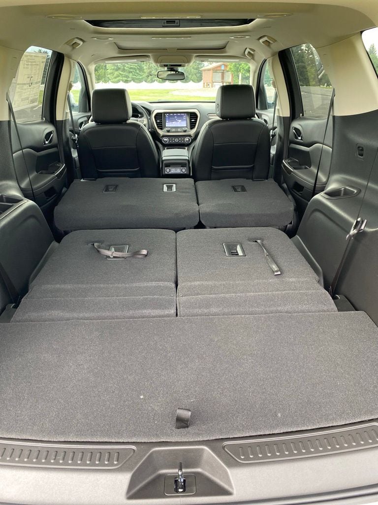 2023 GMC Acadia Denali - Photo 46