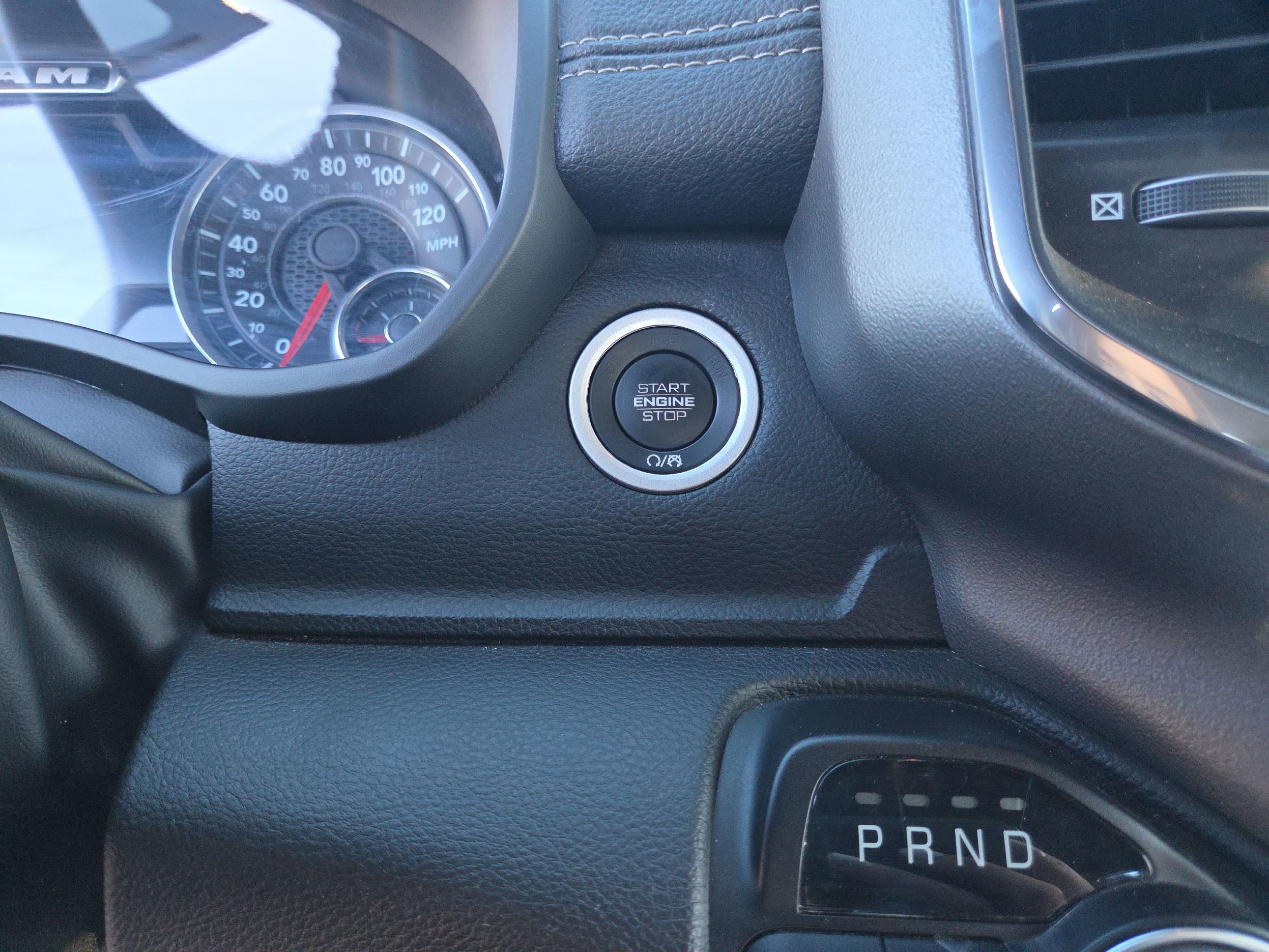2024 RAM Ram 1500 Pickup Laramie - Photo 22