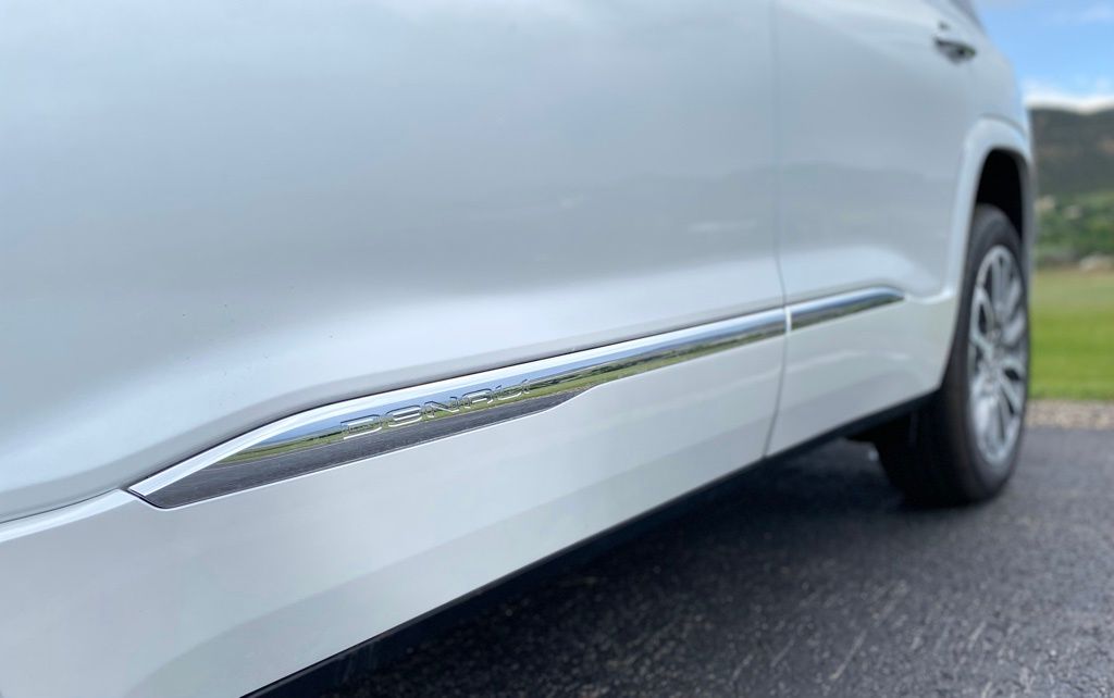 2023 GMC Acadia Denali - Photo 39