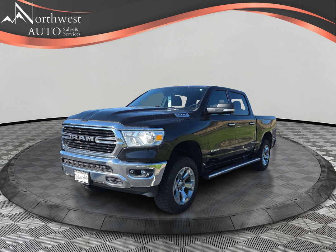 2019 RAM 1500 Big Horn/Lone Star 4x4 Crew Cab 5'7's photo