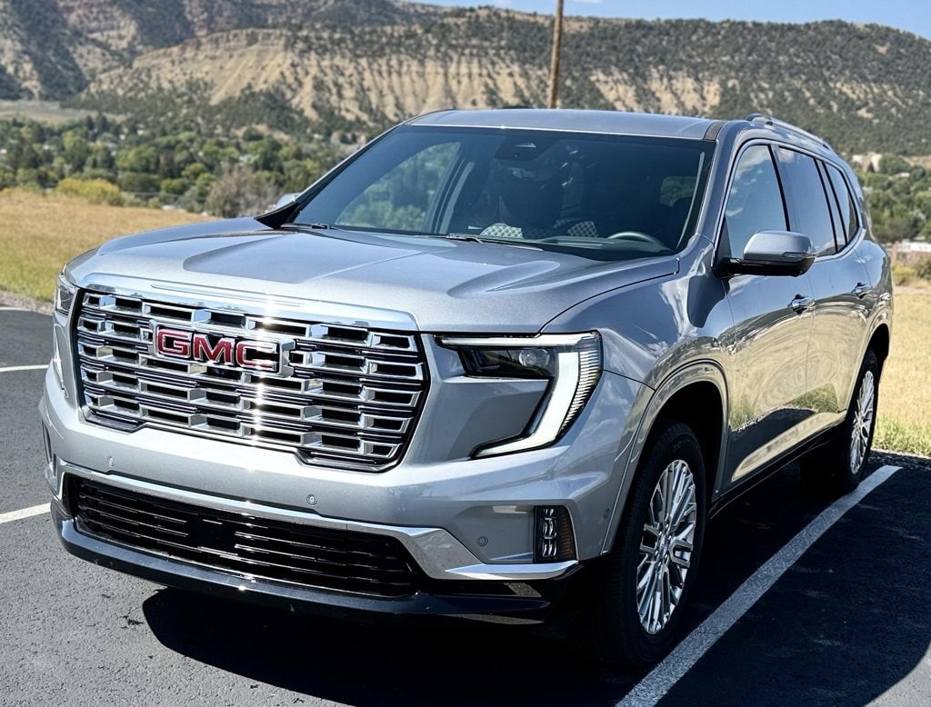 2025 GMC Acadia Denali