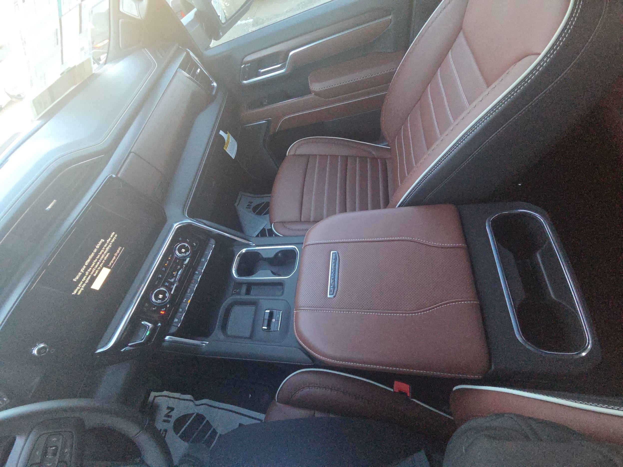 2025 GMC Sierra 3500HD Denali Ultimate - Photo 14