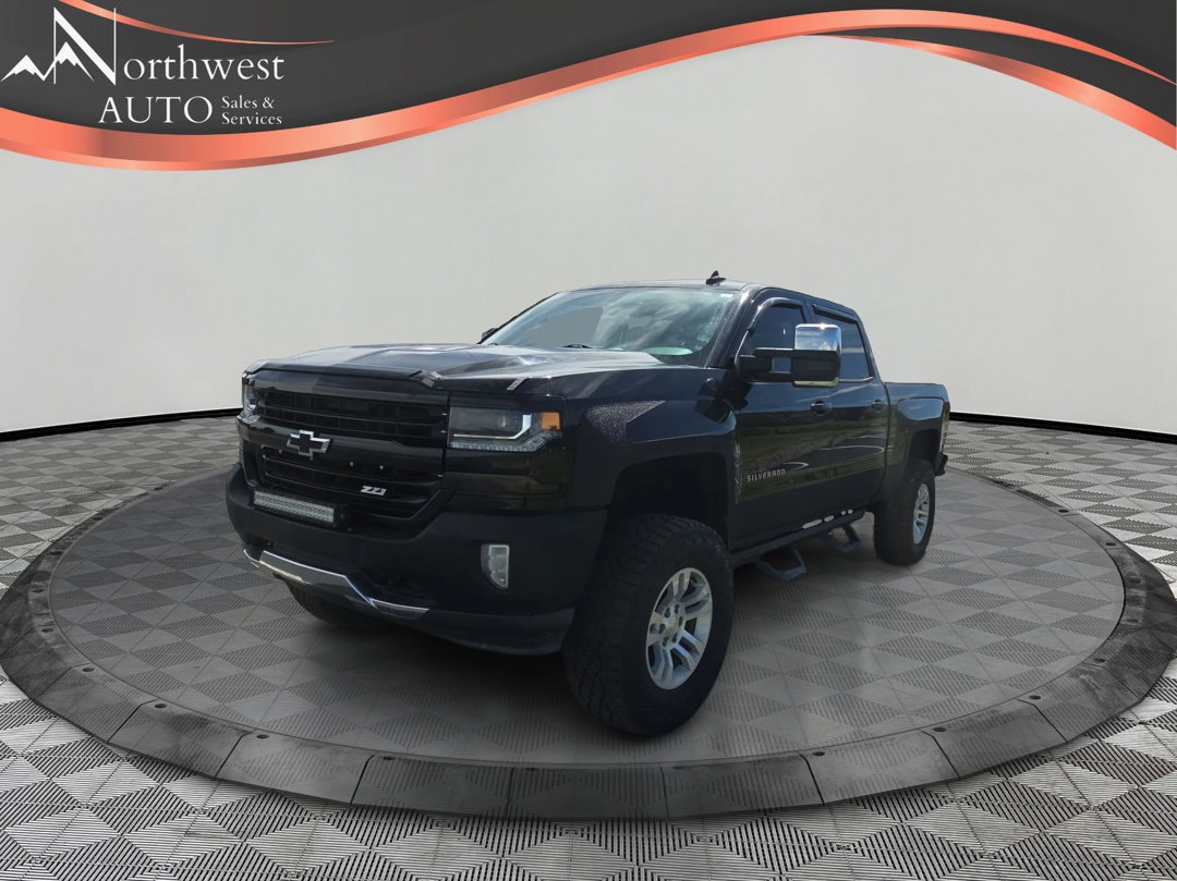 2018 Chevrolet Silverado 1500 LT 4X4 Crew Cab Short Box's photo