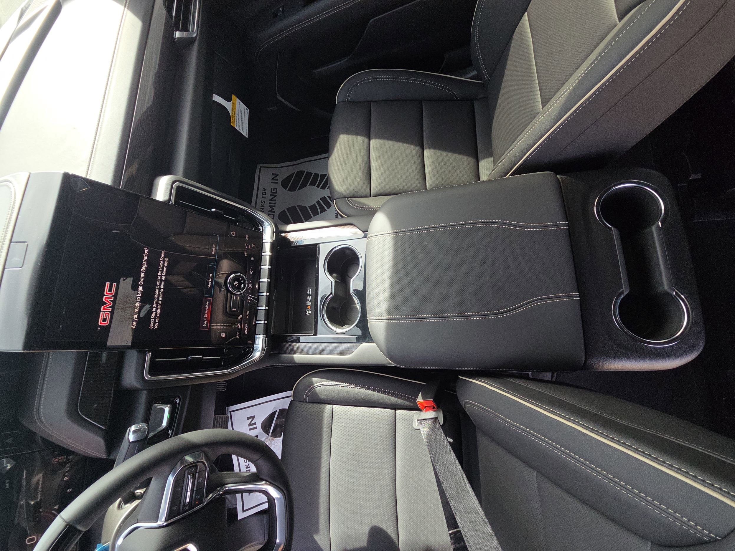 2026 GMC Yukon Elevation - Photo 15