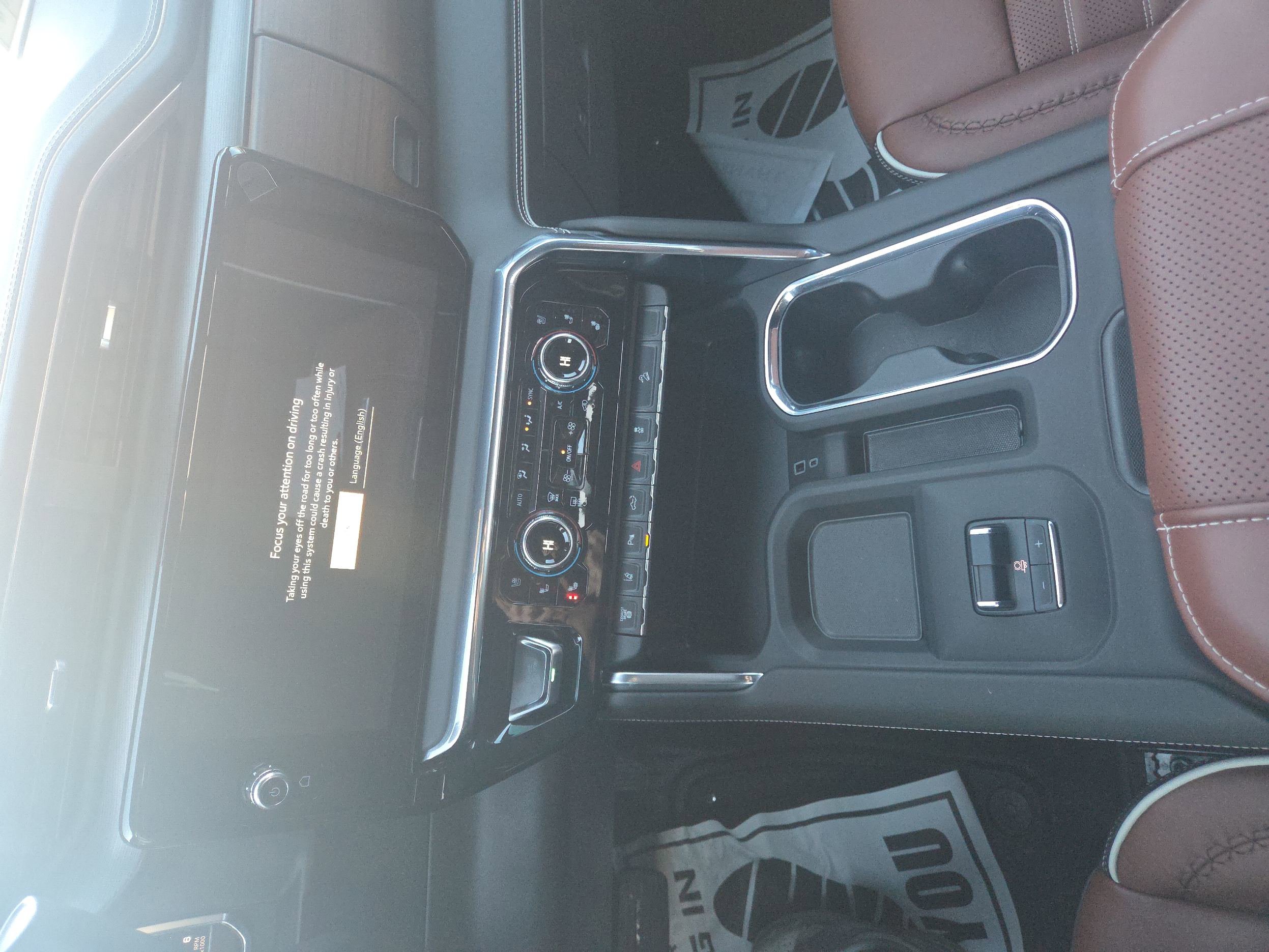 2025 GMC Sierra 3500HD Denali Ultimate - Photo 13