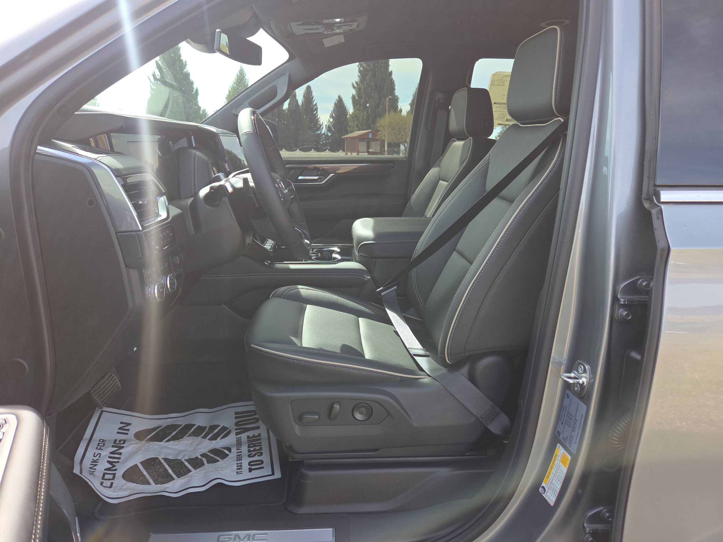 2026 GMC Yukon Elevation - Photo 9