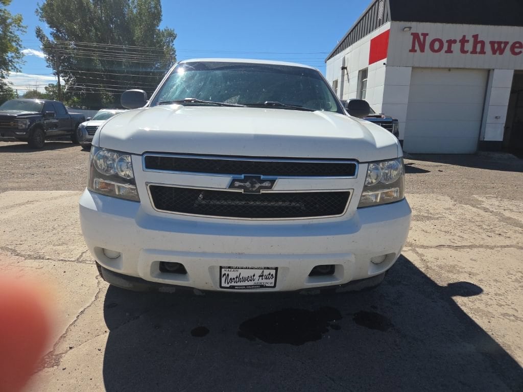 Used 2008 Chevrolet Tahoe LS with VIN 1GNFK13068R240951 for sale in Meeker, CO