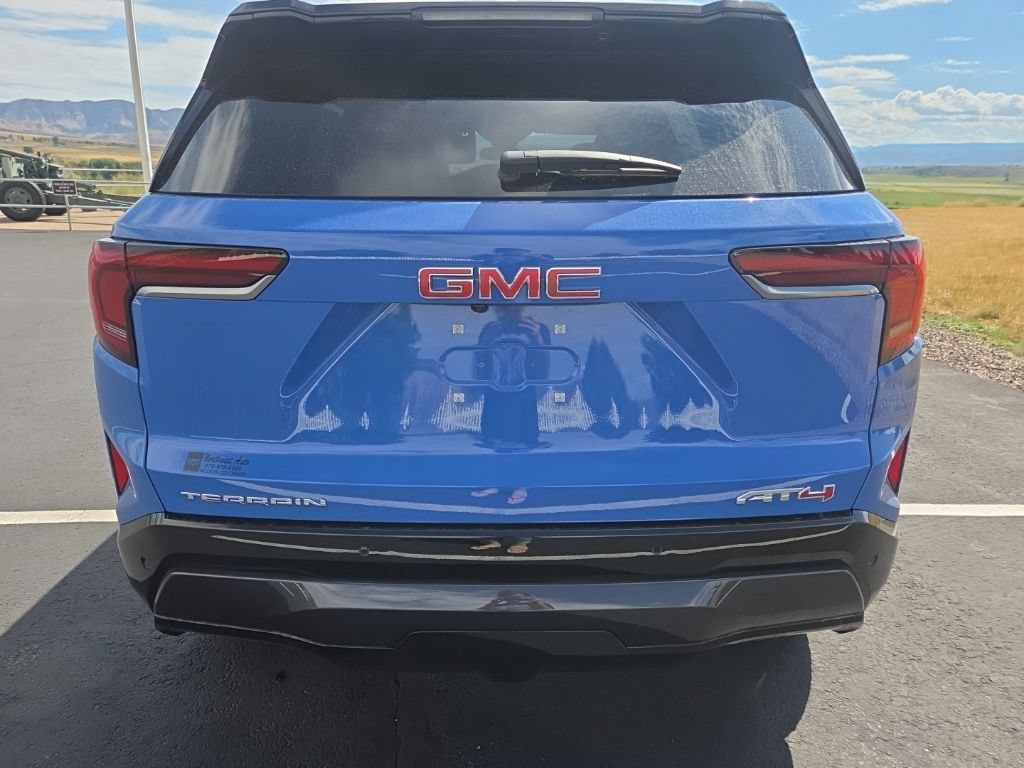 2026 GMC Terrain AT4 - Photo 6
