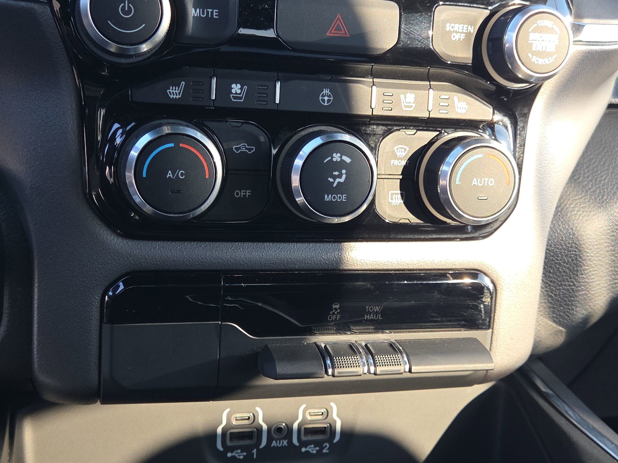 2024 RAM Ram 1500 Pickup Laramie - Photo 21