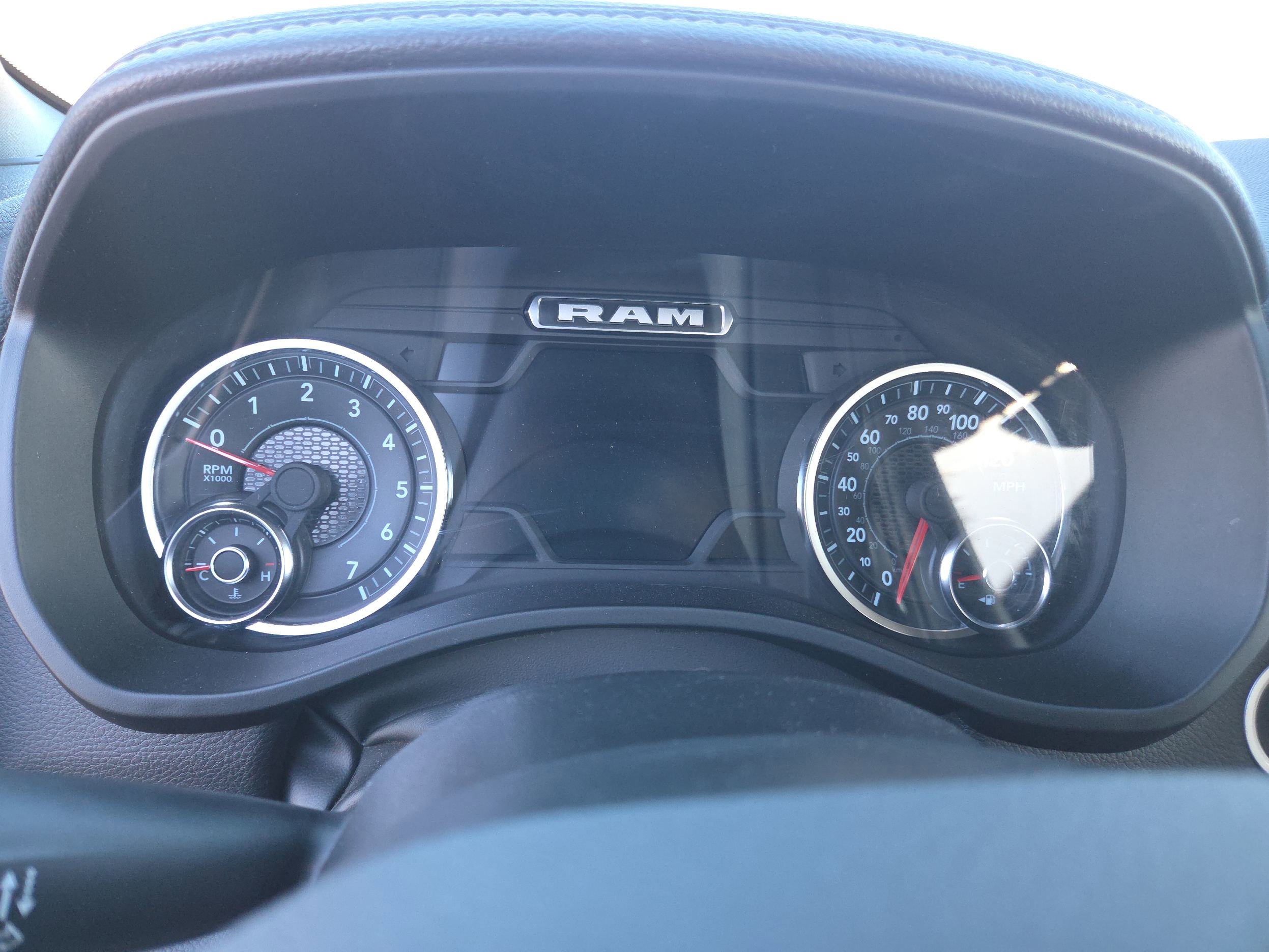 2024 RAM Ram 1500 Pickup Laramie - Photo 15