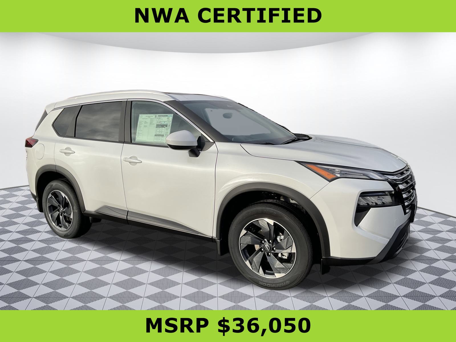 2026 Nissan Rogue SV's photo