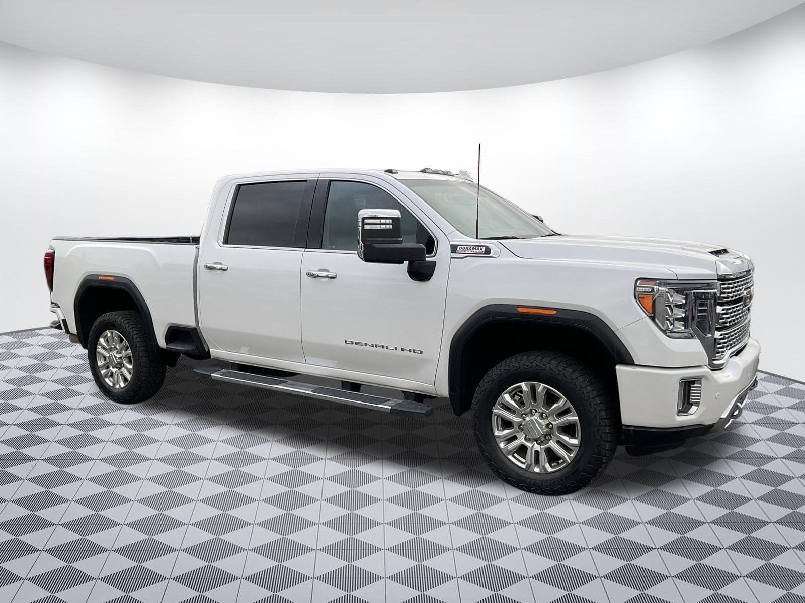 2022 GMC Sierra 3500HD Denali's photo