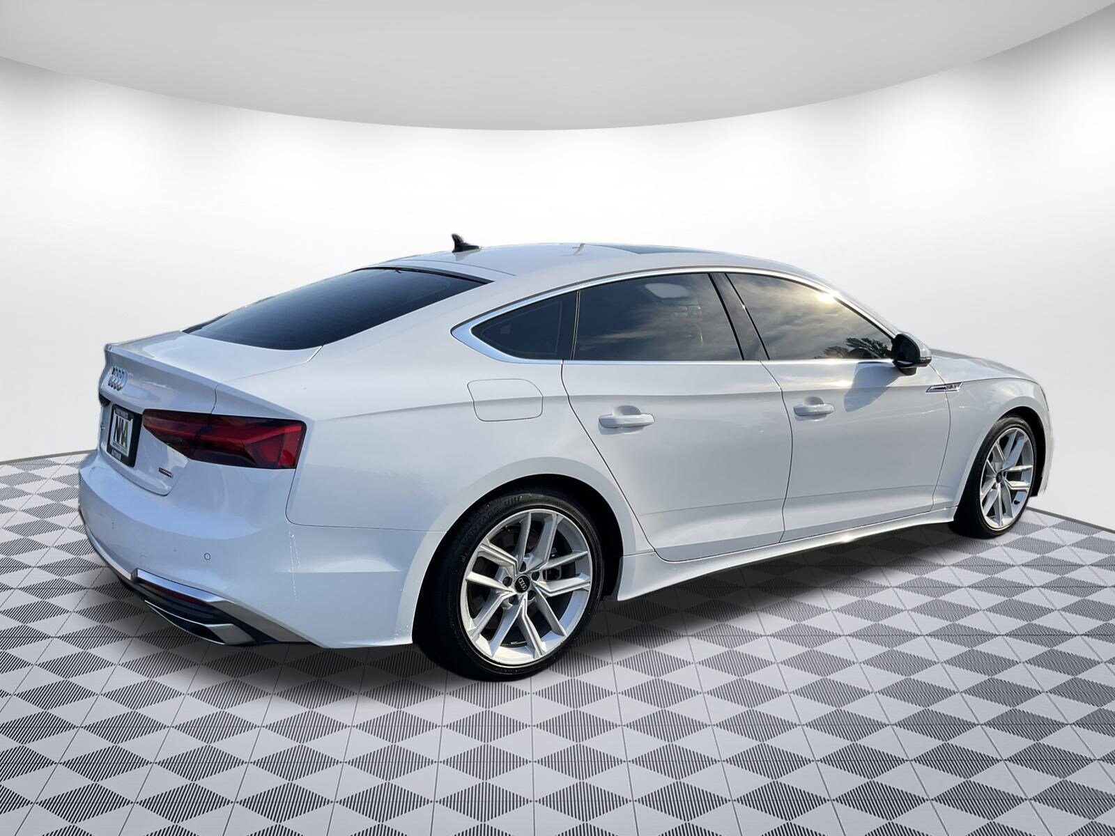 2024 Audi A5 S line Quattro Premium Plus photo 2