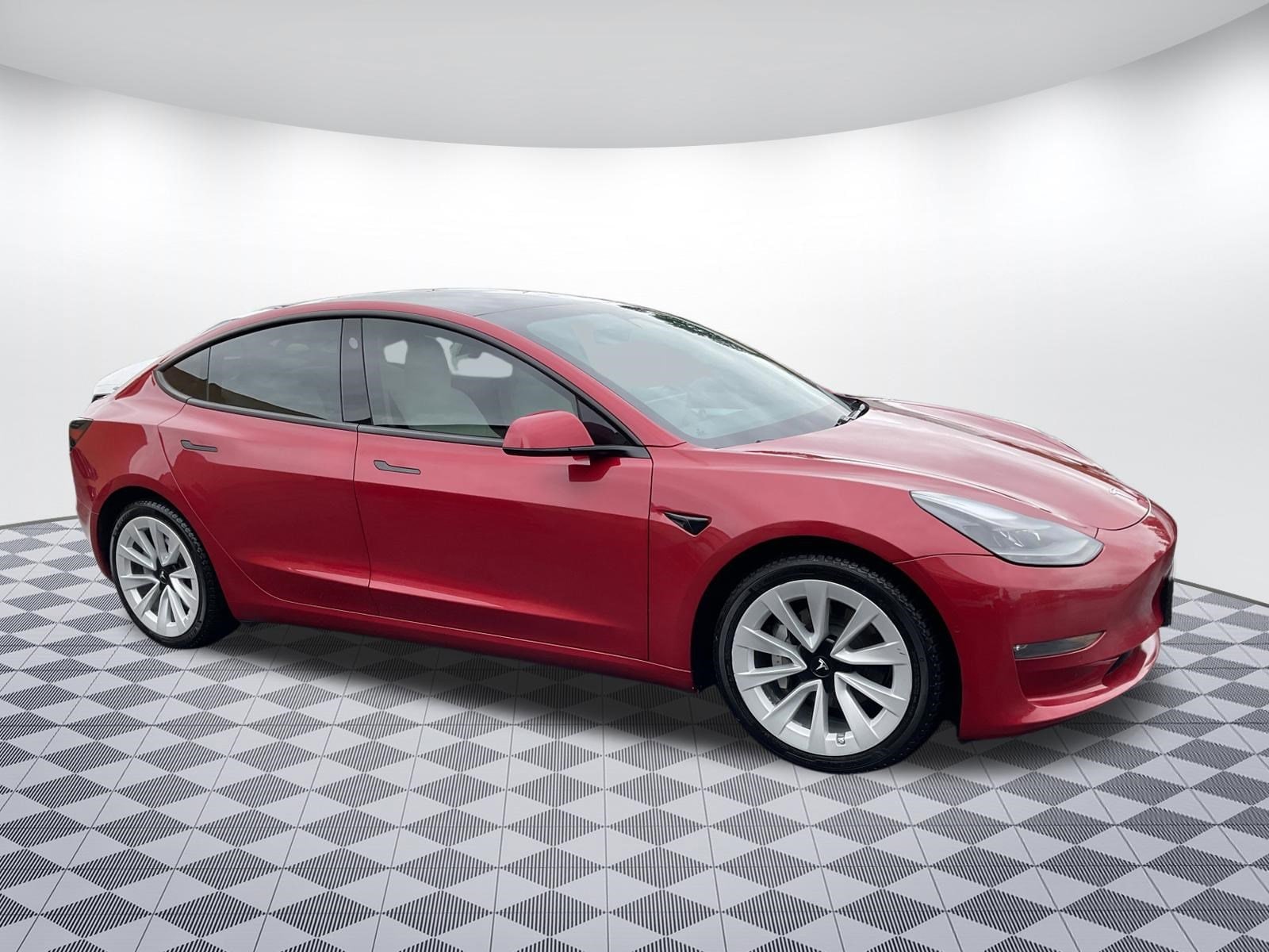 2021 Tesla Model 3 Long Range Dual Motor All-Wheel Drive's photo