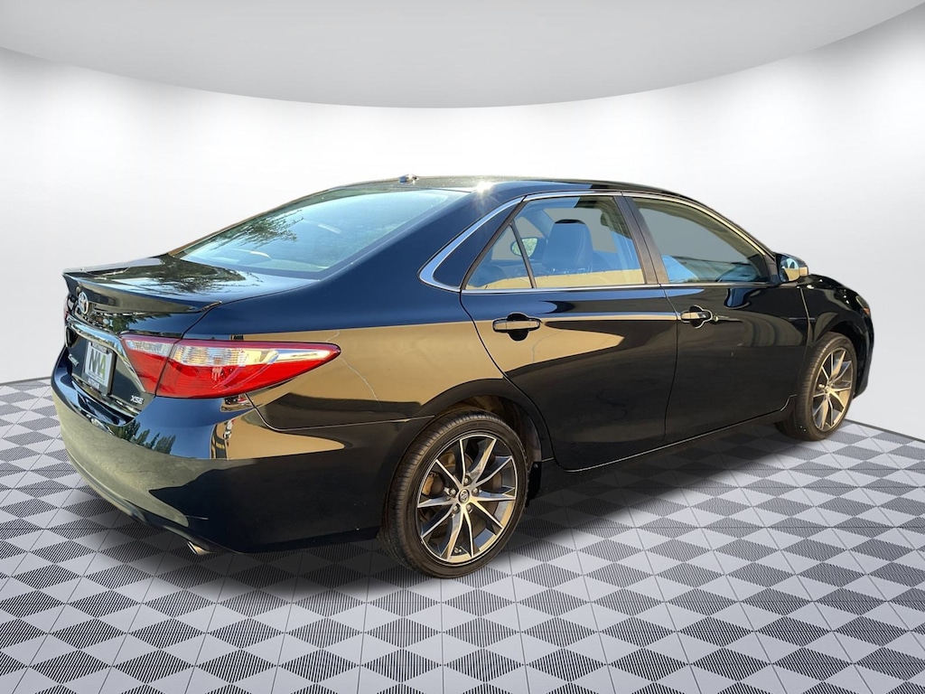 Used 2016 Toyota Camry XSE Sedan