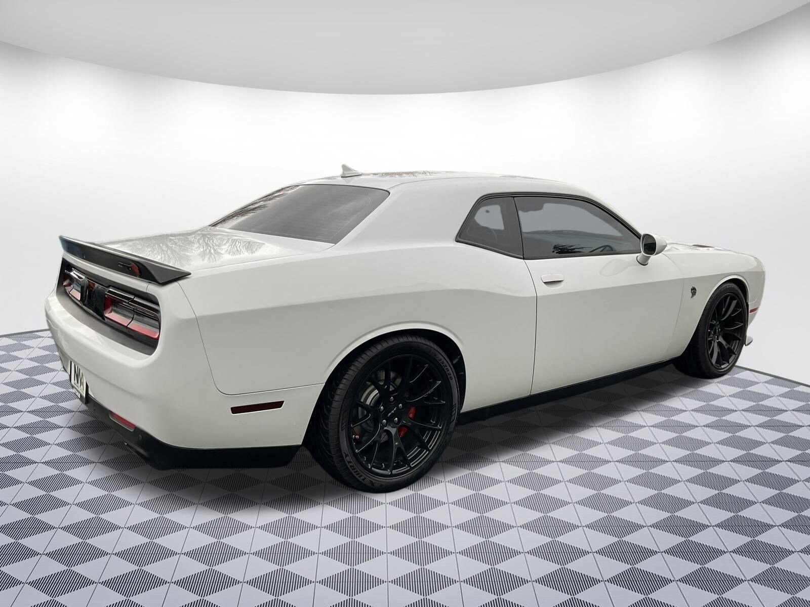 2015 Dodge Challenger SRT8 Hellcat photo 3