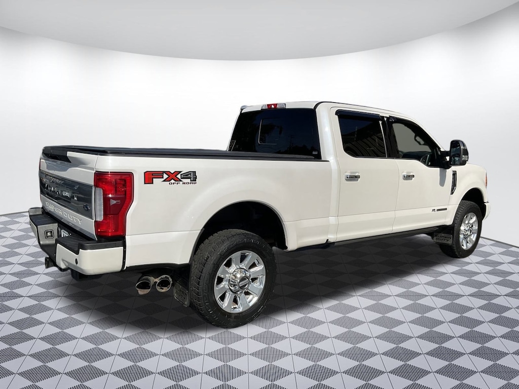 Used 2017 Ford F-350 Platinum Truck Crew Cab